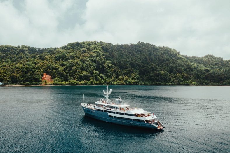 Lujo en el mar Indonesia