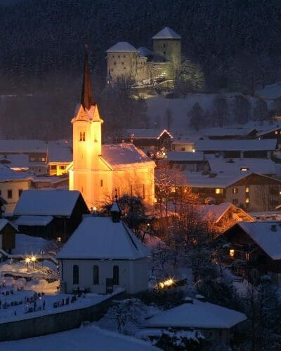 Kaprun by night