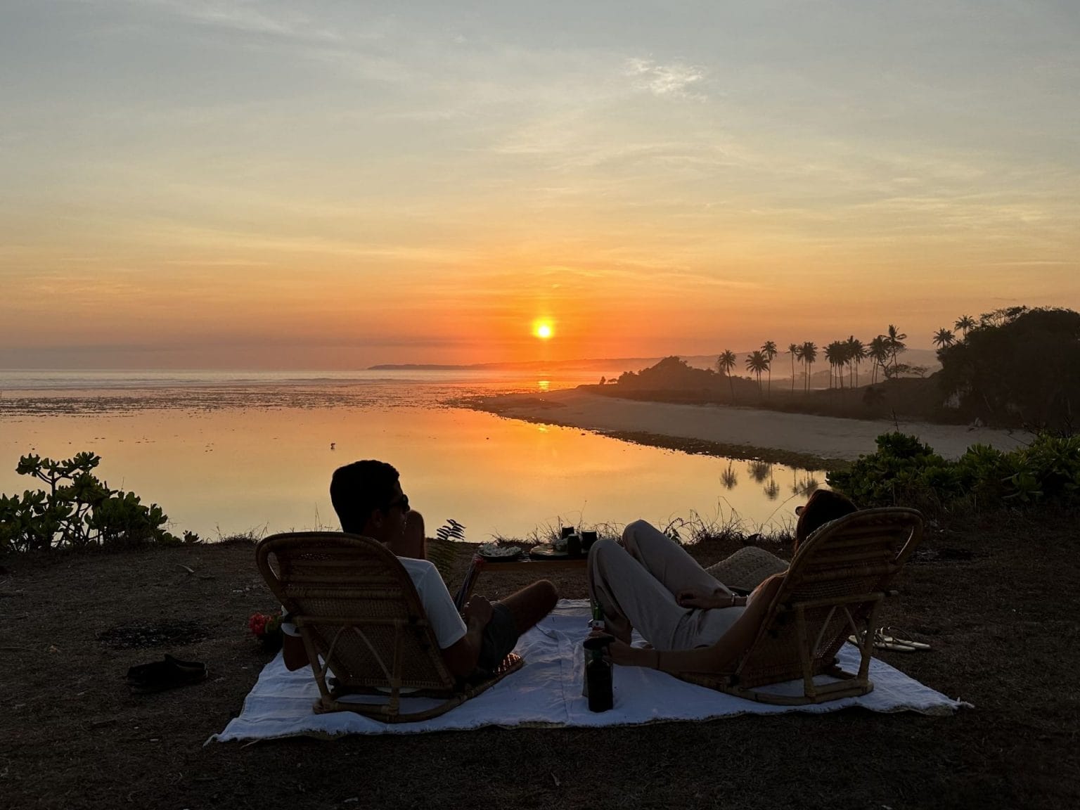 Puesta de Sol en Compañia Indonesia